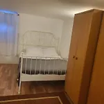 Grzegorzecka Room 3