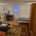 Grzegorzecka Room 3